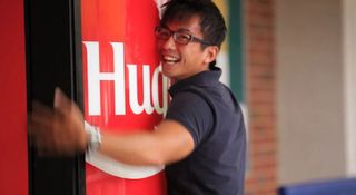 Nus-coke-hug-me-vending-machine
