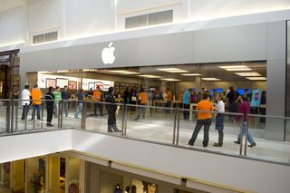 800px-AppleStore_Doncaster